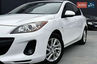 Хэтчбек Mazda 3 2012 в 