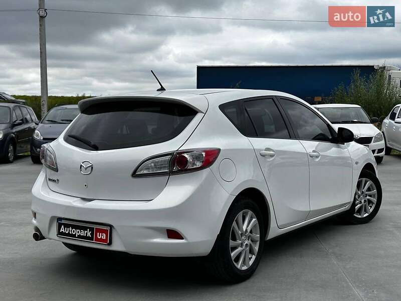 Хэтчбек Mazda 3 2012 в Львове
