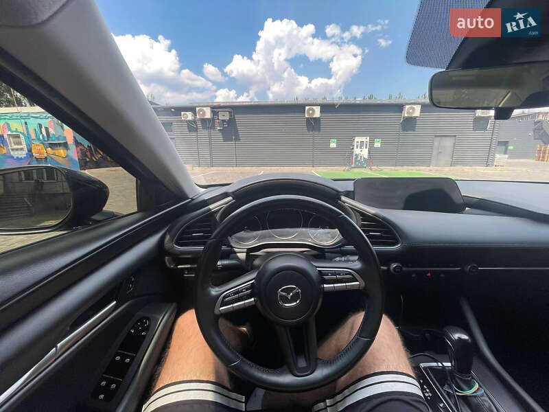 Седан Mazda 3 2020 в Кривом Роге