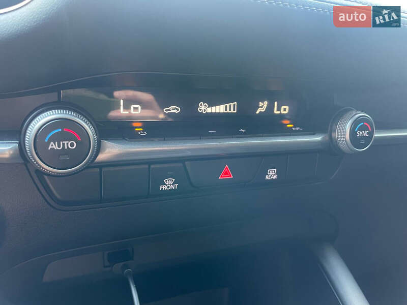 Седан Mazda 3 2020 в Кривом Роге