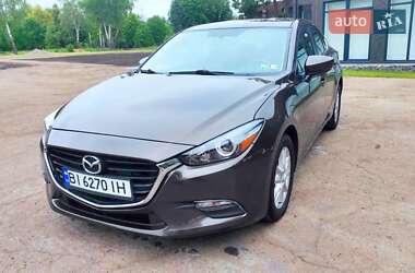 Седан Mazda 3 2017 в Тростянце