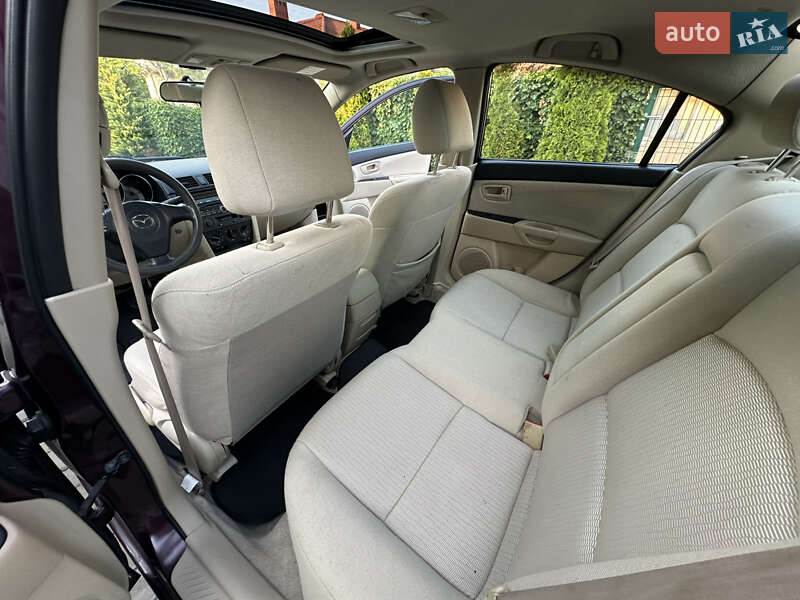 Седан Mazda 3 2007 в Одессе