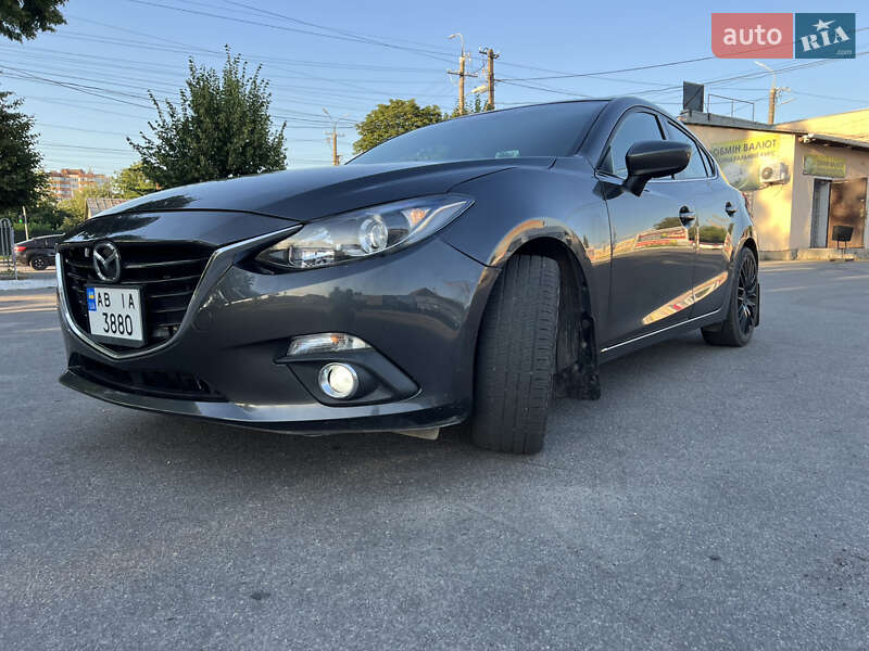 Хетчбек Mazda 3 2015 в Вінниці