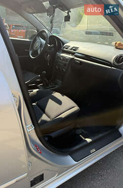 Хэтчбек Mazda 3 2007 в 