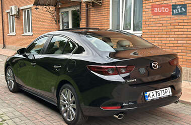 Седан Mazda 3 2021 в 