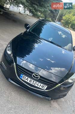 Седан Mazda 3 2015 в 