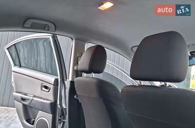 Седан Mazda 3 2007 в 