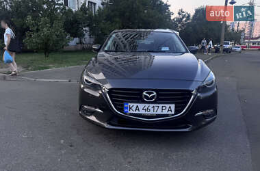 Хэтчбек Mazda 3 2016 в Киеве