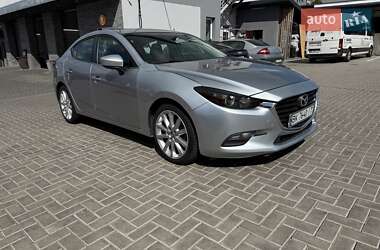 Седан Mazda 3 2016 в 