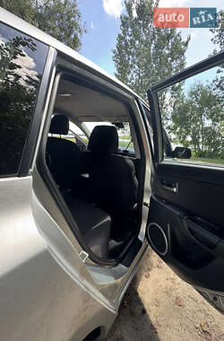 Хэтчбек Mazda 3 2006 в 