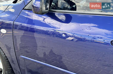 Хэтчбек Mazda 3 2006 в 