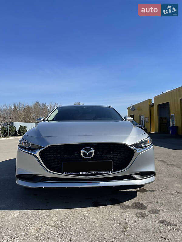 Седан Mazda 3 2020 в Киеве