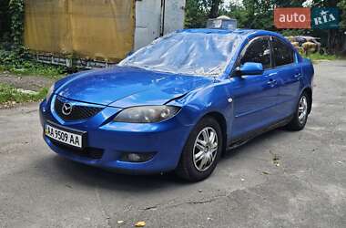 Седан Mazda 3 2004 в Киеве