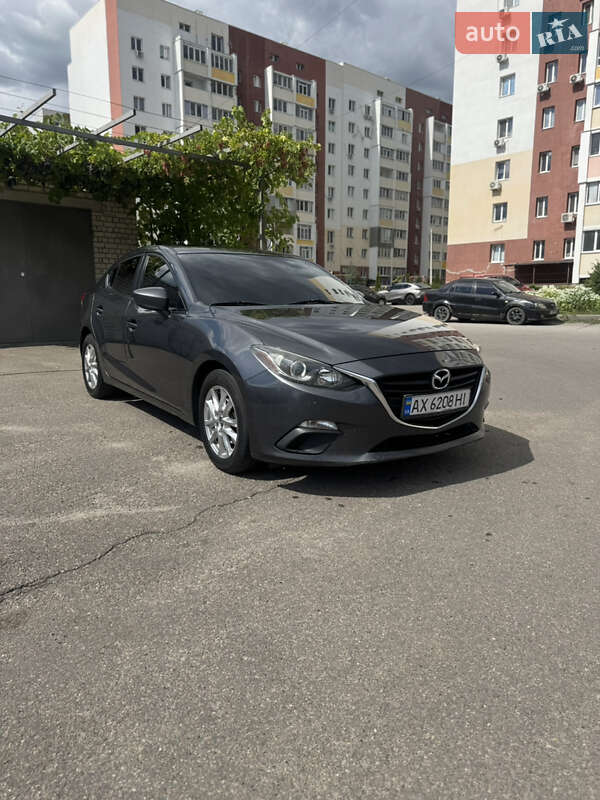 Седан Mazda 3 2013 в 