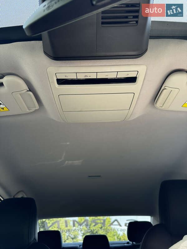 Седан Mazda 3 2019 в Южноукраинске