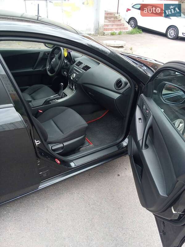 Седан Mazda 3 2010 в Обухові фото 3 Седан Mazda 3 2010 в Обухові