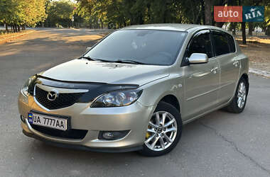Хетчбек Mazda 3 2005 в Миколаєві