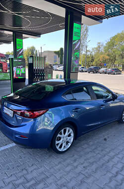 Седан Mazda 3 2018 в 