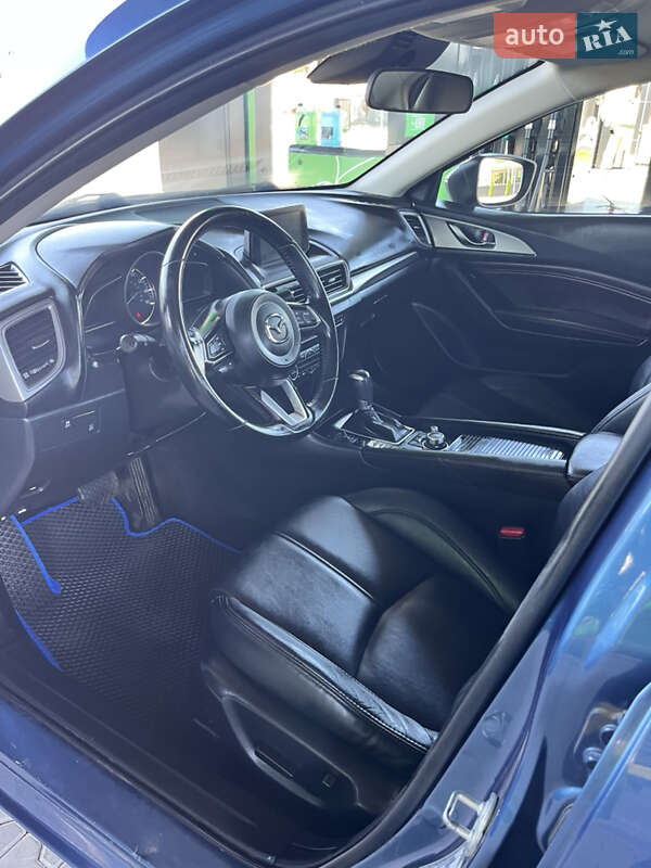 Седан Mazda 3 2018 в Одессе фото 26 Седан Mazda 3 2018 в Одессе