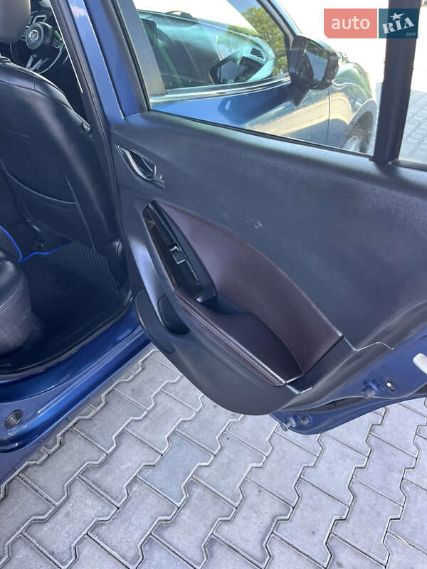 Седан Mazda 3 2018 в Одессе фото 31 Седан Mazda 3 2018 в Одессе