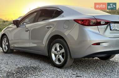 Седан Mazda 3 2016 в Виннице