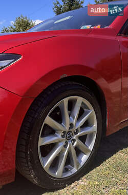 Седан Mazda 3 2016 в 