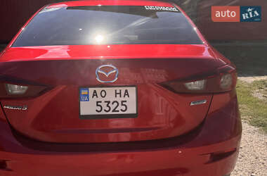 Седан Mazda 3 2016 в 