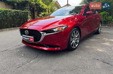 Седан Mazda 3 2020 в Киеве
