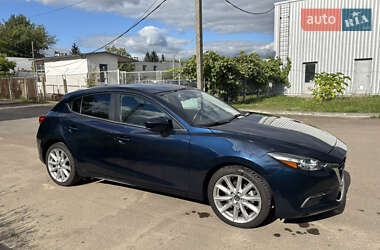 Хэтчбек Mazda 3 2017 в 