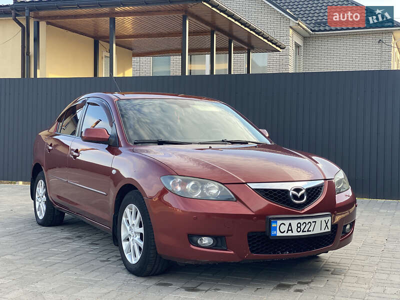 Седан Mazda 3 2008 в 