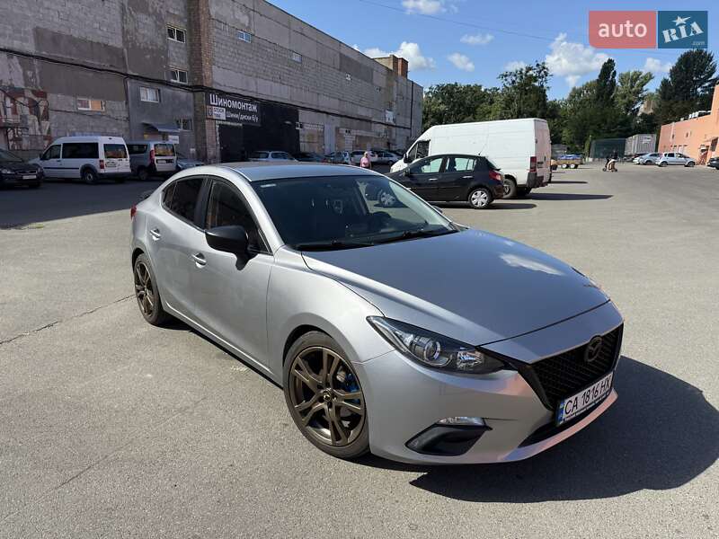 Mazda 3 2015