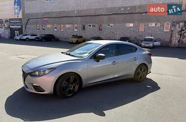 Седан Mazda 3 2015 в Софиевской Борщаговке