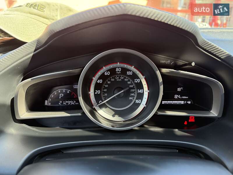 Седан Mazda 3 2015 в Софиевской Борщаговке