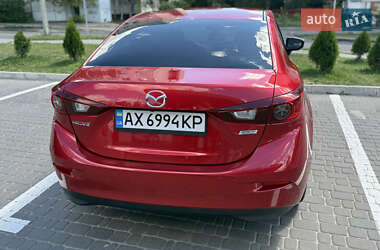 Седан Mazda 3 2015 в 