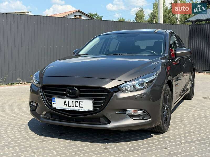 Mazda 3 2018