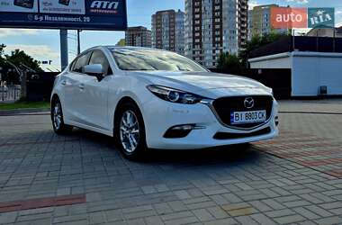Седан Mazda 3 2017 в 