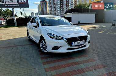 Седан Mazda 3 2017 в 