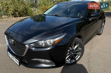 Седан Mazda 3 2017 в 