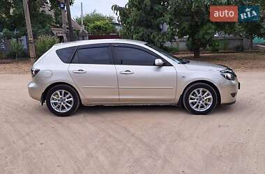 Хэтчбек Mazda 3 2005 в 
