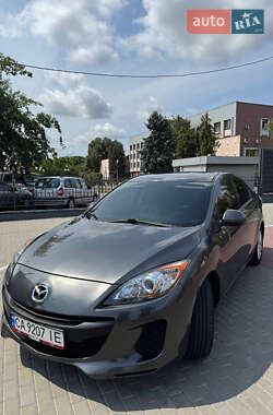 Седан Mazda 3 2012 в Черкассах