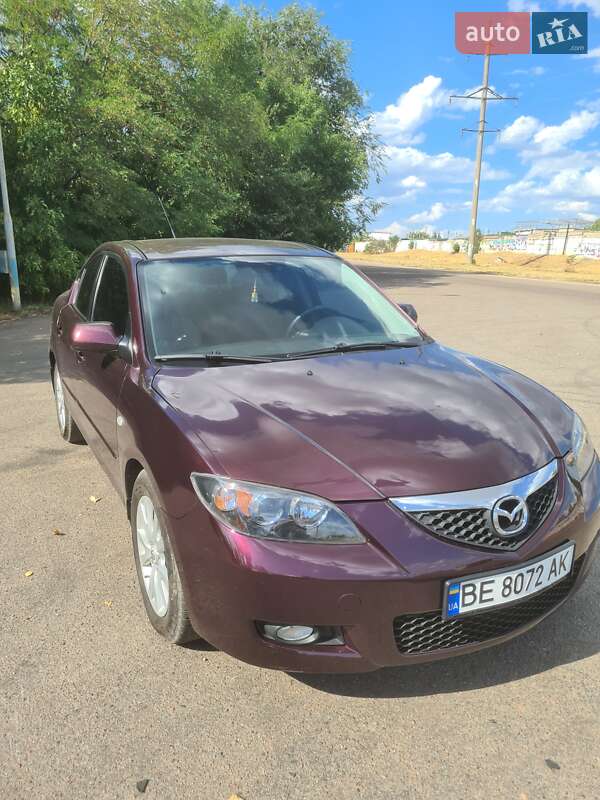 Седан Mazda 3 2008 в Южноукраинске