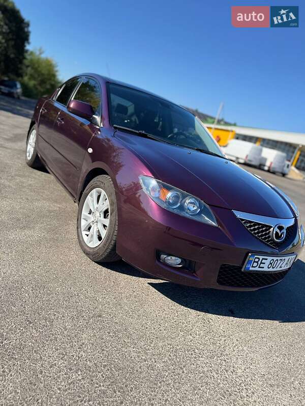 Седан Mazda 3 2008 в Южноукраинске