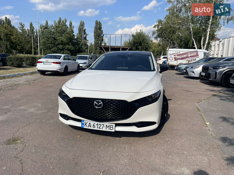 Седан Mazda 3 2020 в Киеве