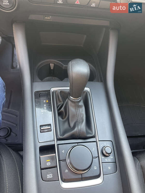 Седан Mazda 3 2020 в Киеве