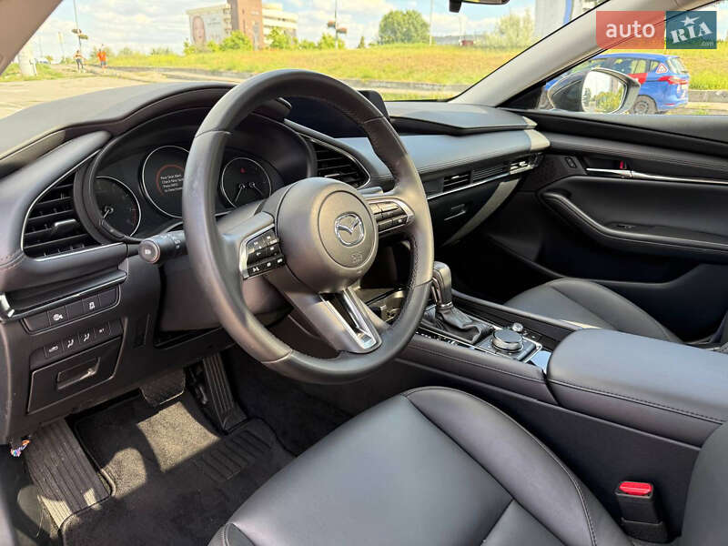 Седан Mazda 3 2024 в Киеве