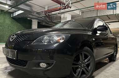 Хэтчбек Mazda 3 2007 в Киеве