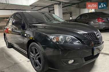 Хэтчбек Mazda 3 2007 в 