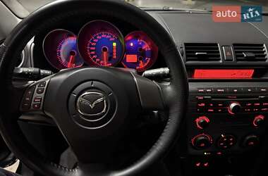Хэтчбек Mazda 3 2007 в 