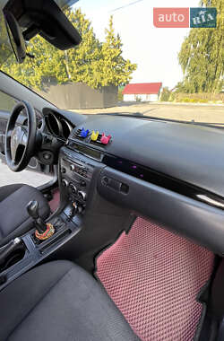 Хэтчбек Mazda 3 2007 в 