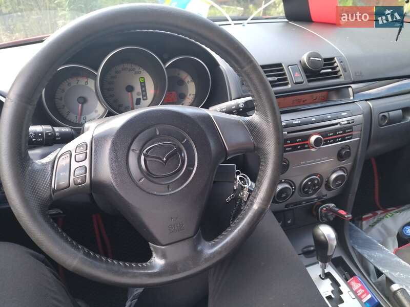Хетчбек Mazda 3 2007 в Чернігові
